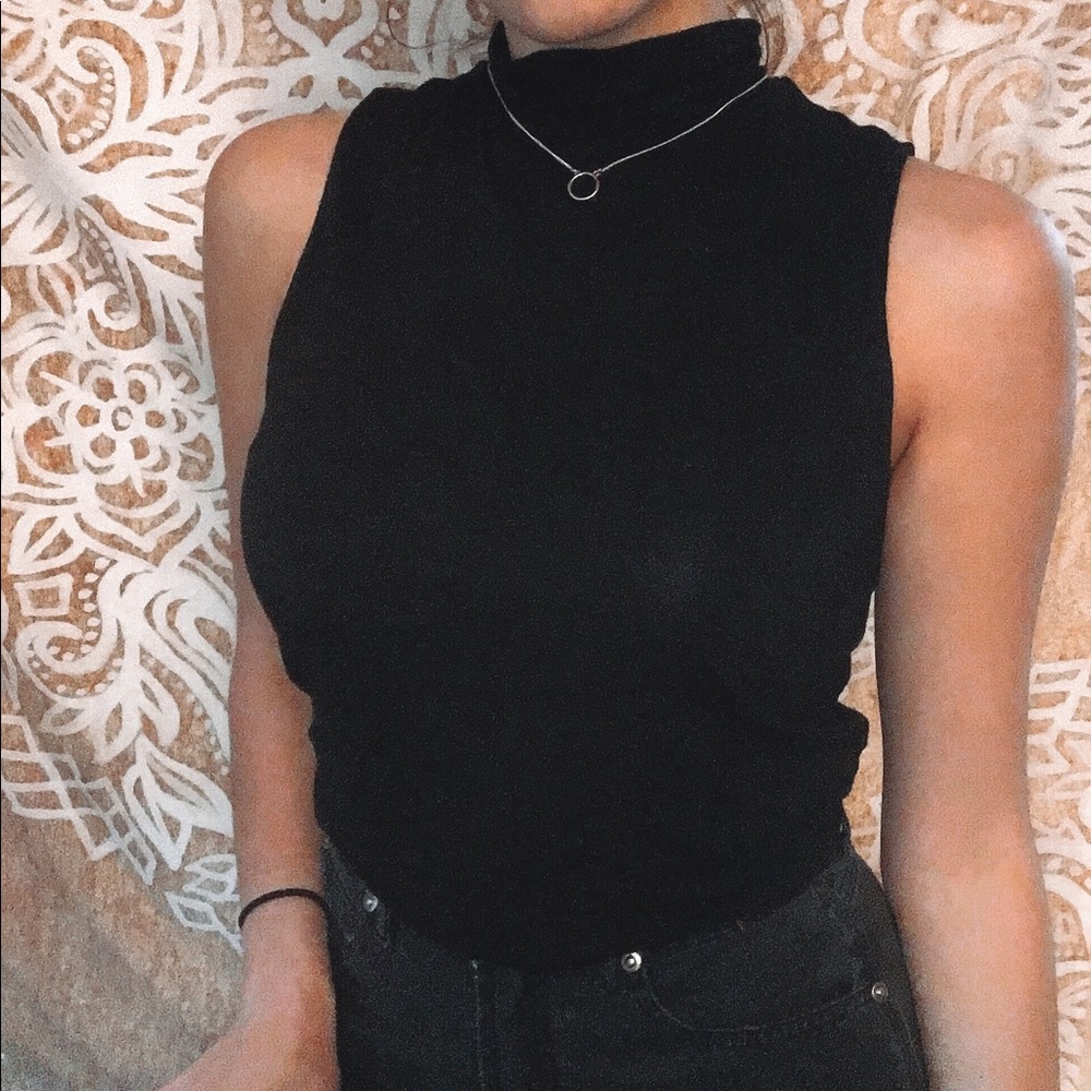 H&M Black turtle neck tank top